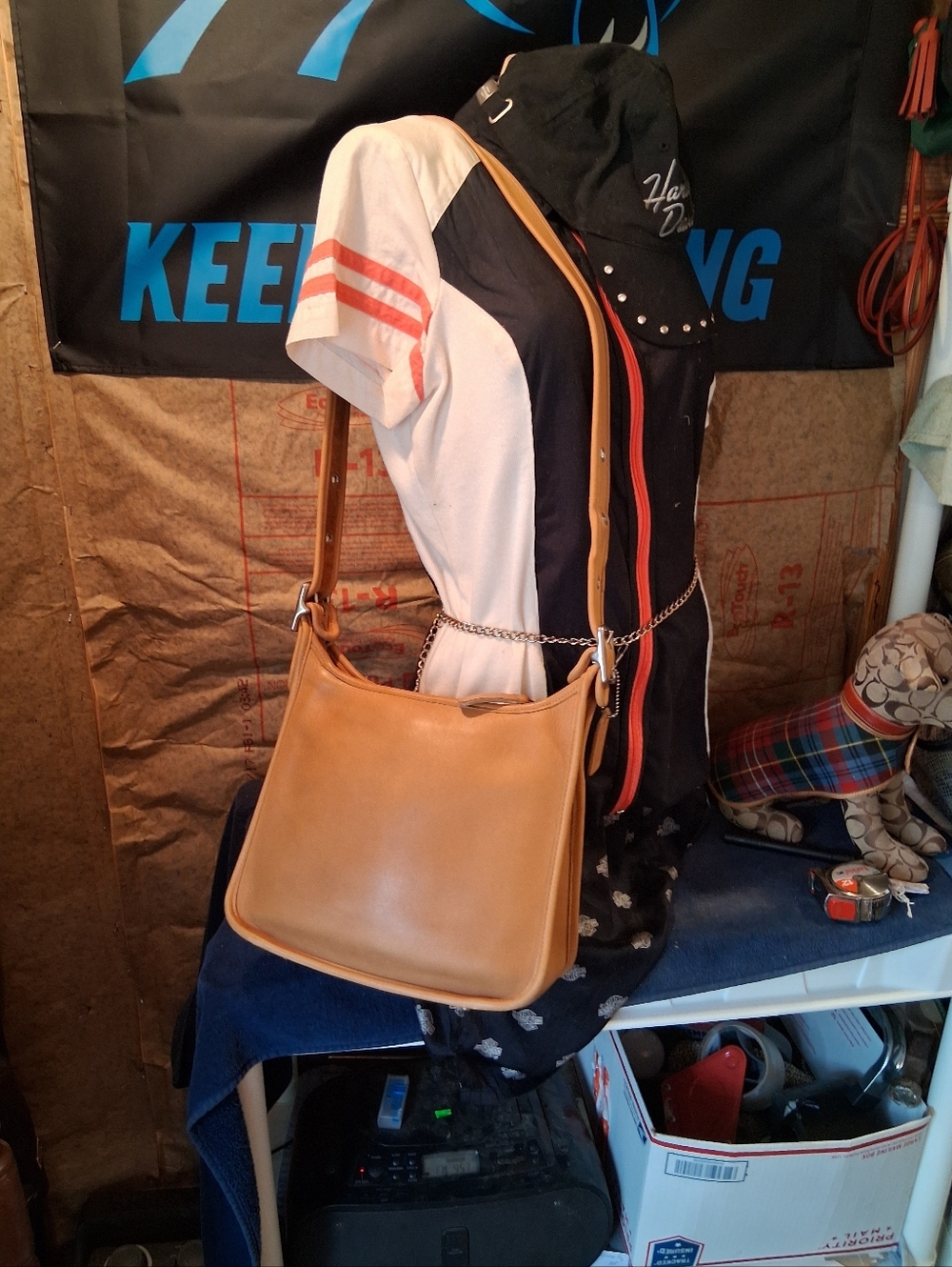 Vintage Coach Tan Large Legacy Zip Bag - Picture 11 of 14